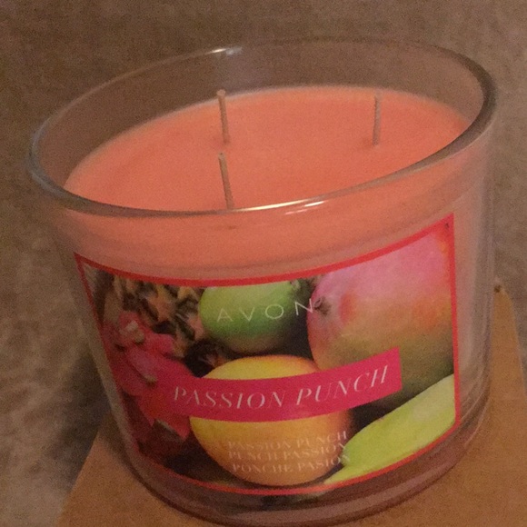 Avon Other - Avon Passion Punch 3 Wick Candle With Lid
